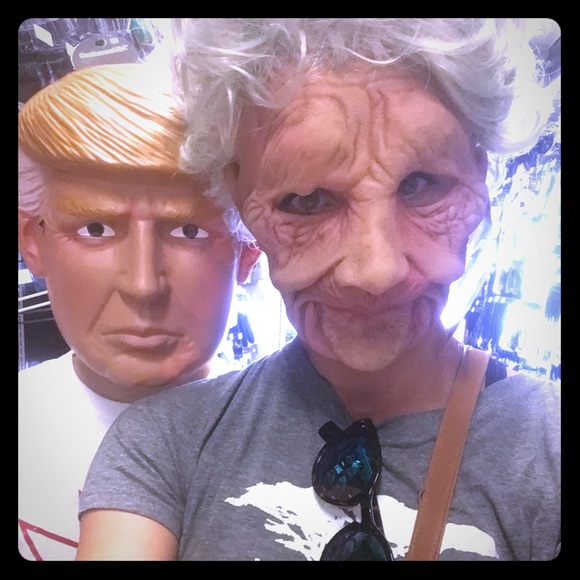 Meet your Posher, Kate - Picture 1 of 1